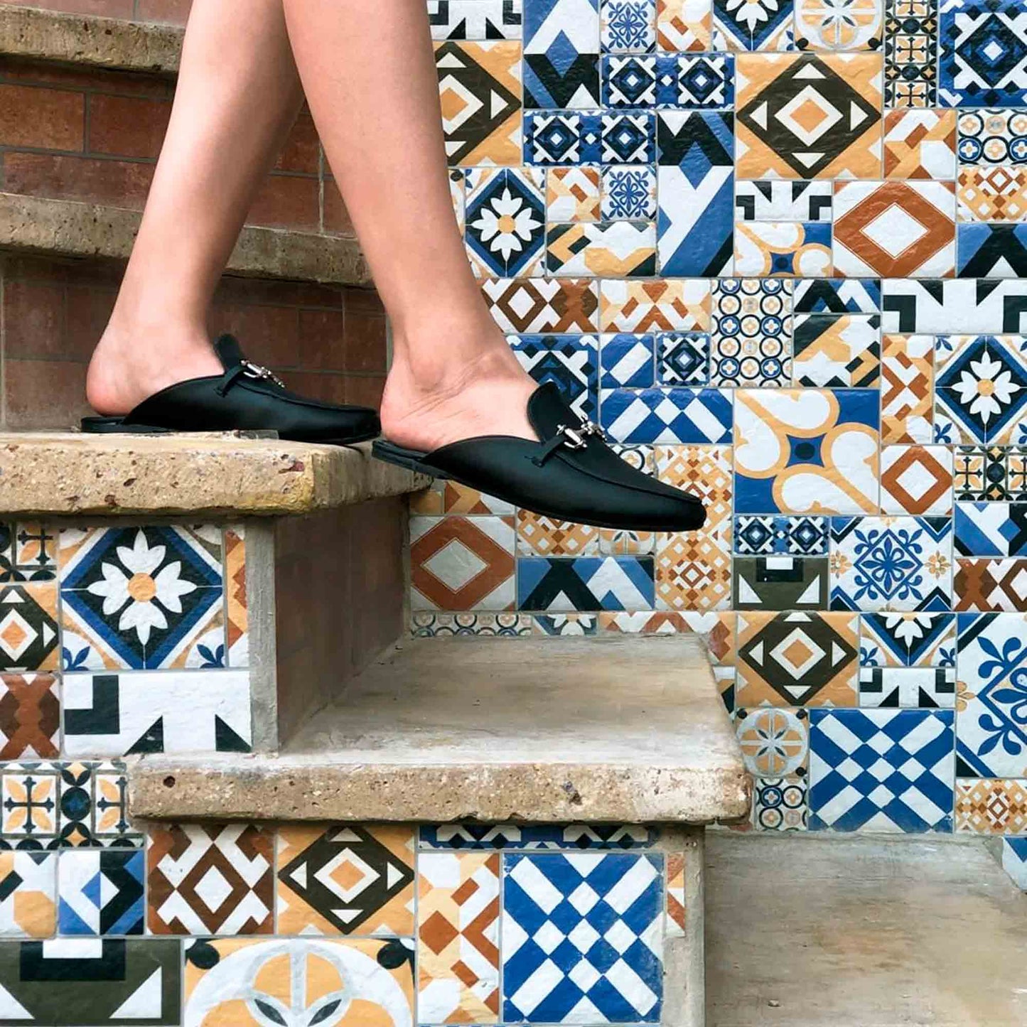MULES MADY BLACK
