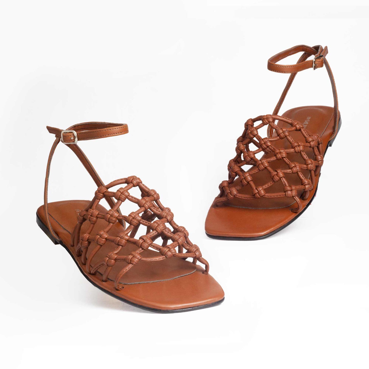 SANDALIAS JUANY CARAMELO